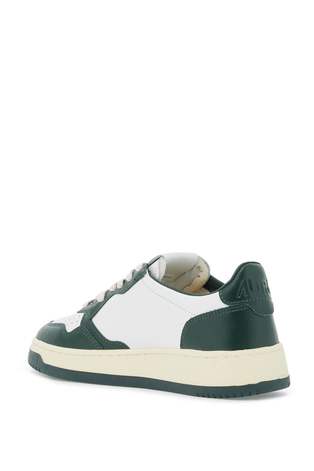 AUTRY leather medalist low sneakers