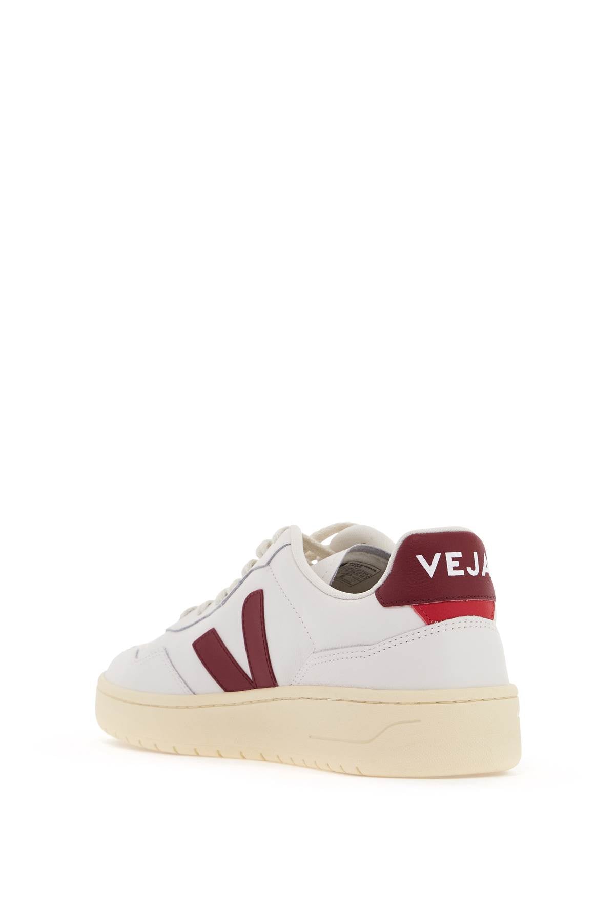 VEJA leather v-90 sne