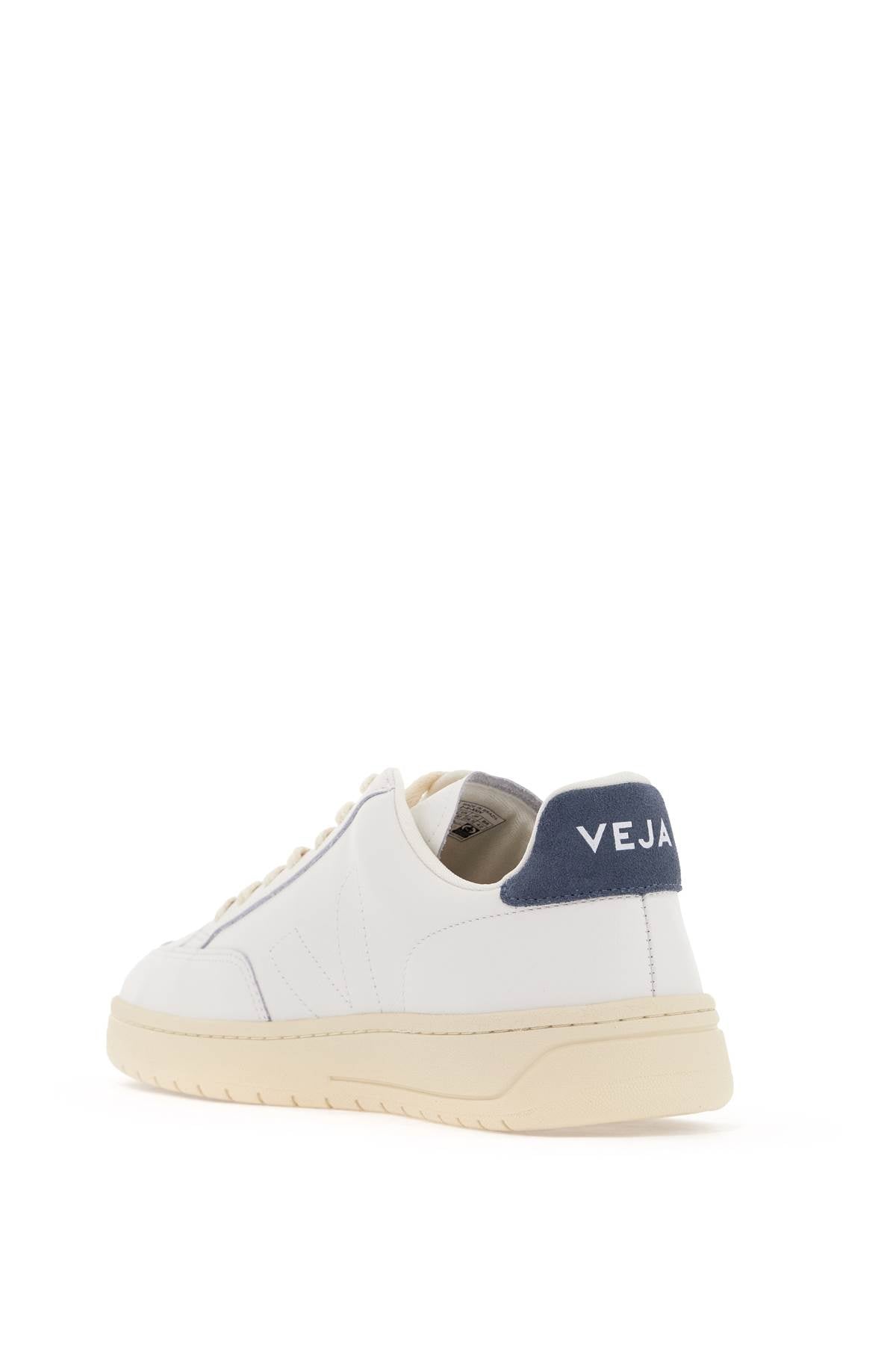 VEJA leather v-12 sne